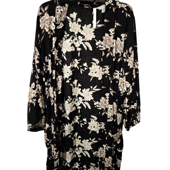 SPIRITUAL GANGSTER Kimono - Picture 1 of 4